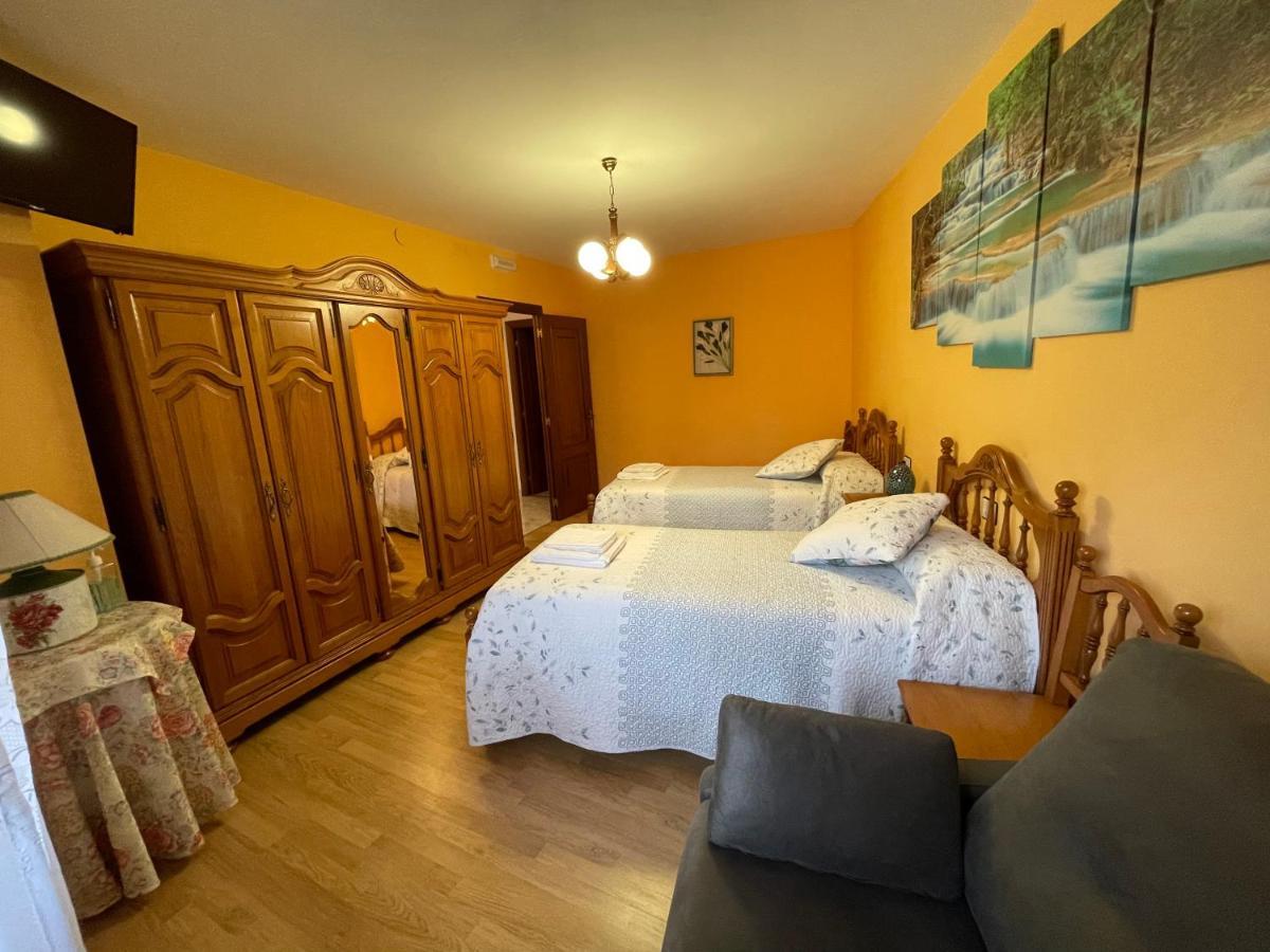 Habitaciones A Casa De Pepe Tríacastela Exteriér fotografie