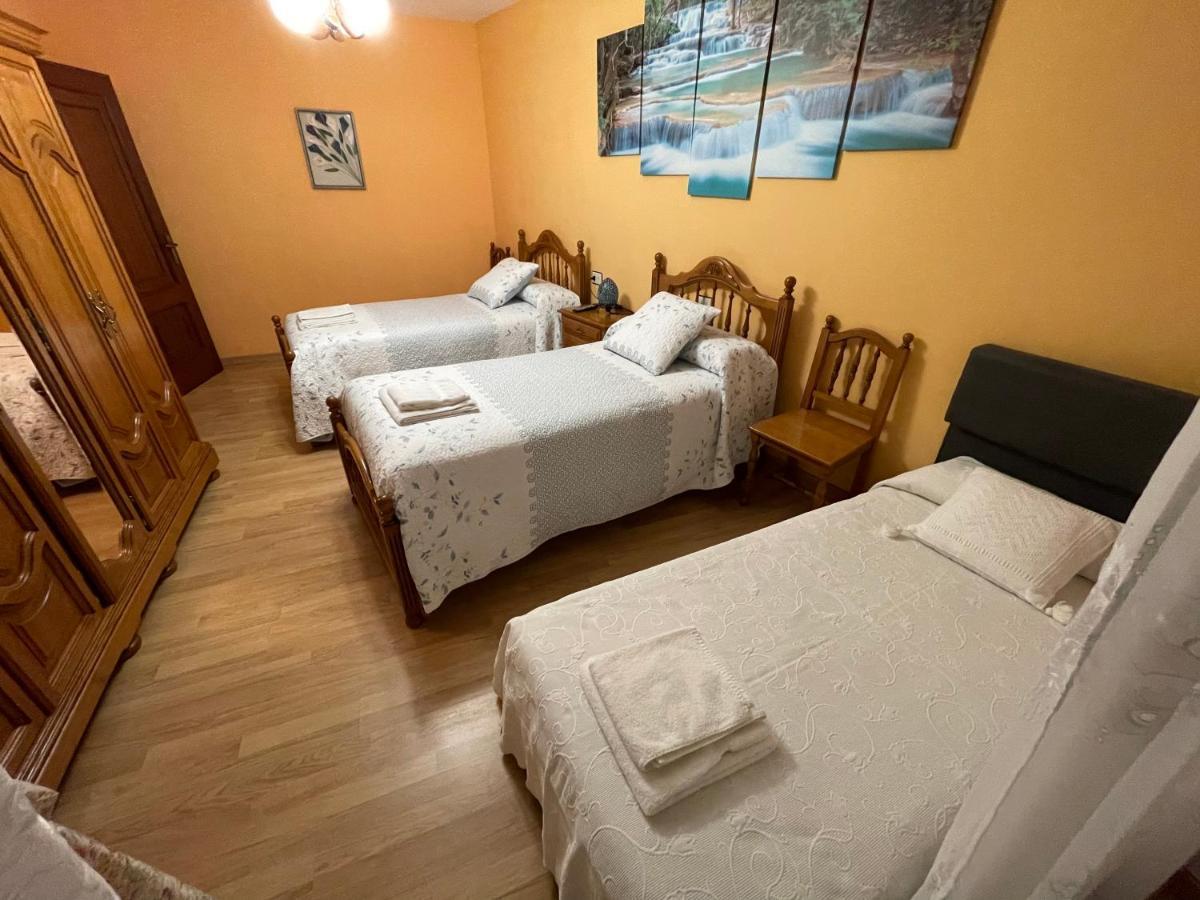 Habitaciones A Casa De Pepe Tríacastela Exteriér fotografie